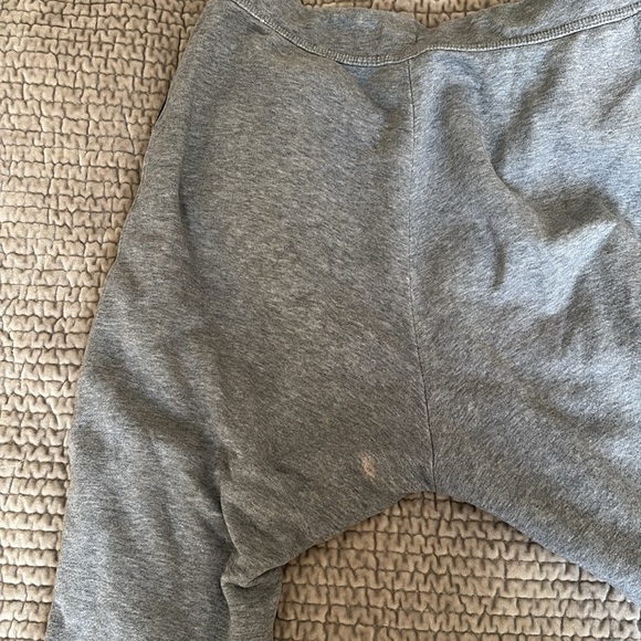 Nike mens Gray Joggers size medium - Picture 4 of 4